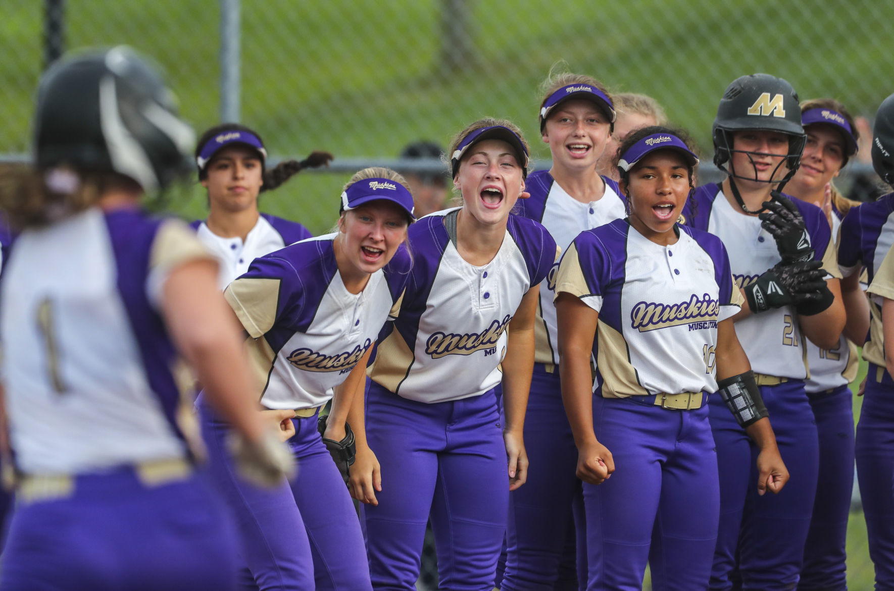061418-qct-mac-softball-003